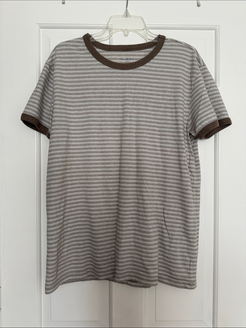 Goodfellow & Co Men’s Brown-Trim Striped Short Sleeve Tee